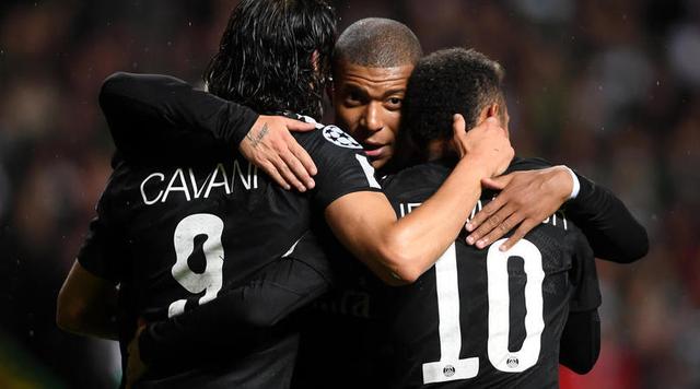 欧冠联赛战术分析：曼联攻防策略