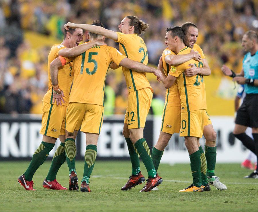 2025年即将进入倒计时，回顾这一年的国际足坛，可谓是星光熠熠！（2025将至，回首这一年国际足坛，群星璀璨！）