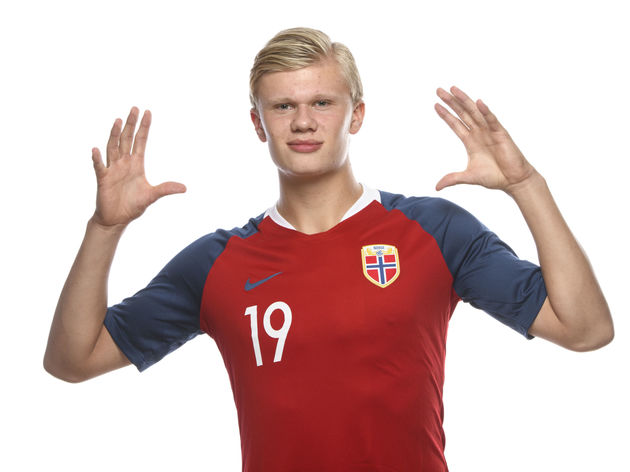 罗伯逊：萨拉赫是队史最佳之一，希望能继续与他并肩作战